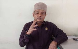 Jika UU No 7 Diterapkan, Komisioner KIP Pidie “Terancam Dipecat”
