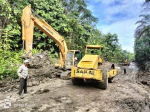 Rusak Parah, Pemkab Barut Perbaiki Jalan Ruas KM 34 Simpang Tamrin