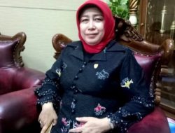 Hj. Mery Imbau Orang Tua Intens Awasi Pergaulan Anak