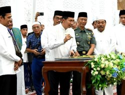 Bupati Barut Resmikan Masjid H. Muhammad Sidik Islamic Center