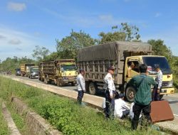 Sebabkan Jalan Rusak, Truk Batu Bara Overload di Razia