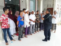 Ibu Ibu Menjerit Tidak Transparan dan Amburadur Serta Tingkah laku Keuchik Mns.Reudeup Pandrah