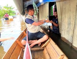 BPBD Kabupaten Murung Raya Bantu Warga Korban Banjir