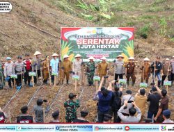 Pj Bupati Mura Bersama Forkopimda Lakukan Penanaman Jagung Serentak 1 Juta Hektar