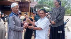 Heriyus Bagikan Sapi Kurban Kepada Warga Sekitar Rumah Pribadinya