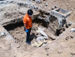 Pekerja Temukan Kerangka Diduga Korban Tsunami 2004 di Area RSUD Cut Nyak Dhien