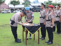 Sembilan PJU berganti, Kapolres minta bekerja profesional dan humanis