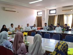 Dina Maulidah Kunjungi FAH untuk Tingkatkan Literasi Masyarakat