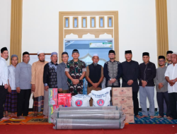 Bupati Labusel Hadiri Safari Ramadhan Masjid Raudhatul Jannah Lubuk Panjang