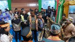 Stand Murung Raya Curi Perhatian di Kalteng Expo 2026, Gubernur Kalteng Langsung Sambangi