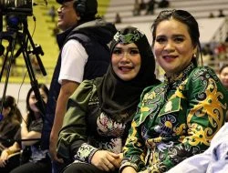 Ketua TP-PKK dan GOW Mura Hadiri Malam Unjuk Bakat Jagau Nyai Kalteng 2026
