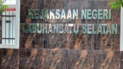 Kejari Labusel Tahan Tersangka Korupsi BOS