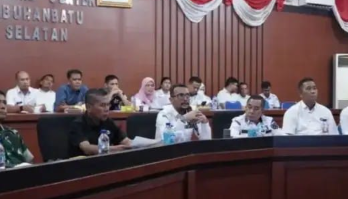 Bupati Labusel Pimpin Rakor Persiapan Pilkades Serentak